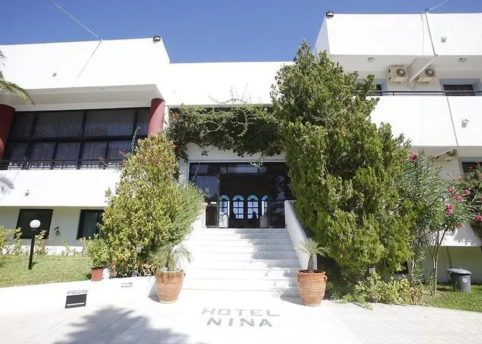 Nina 3*