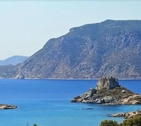 Nina Hotel 3*